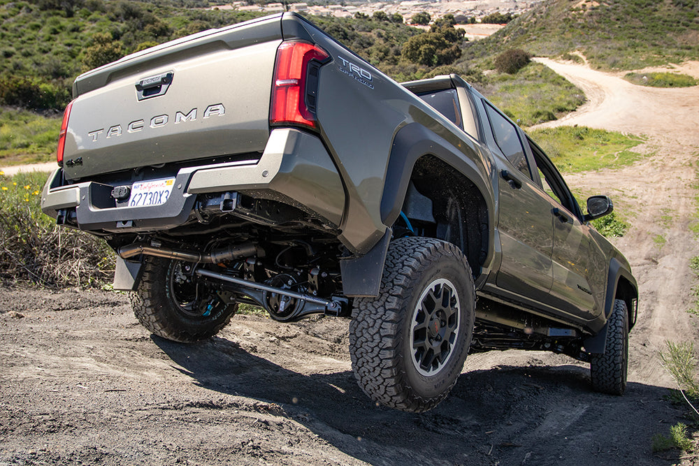 2024 TACOMA LIFT KIT W/ FRONT & REAR 2.5 INCH DIAMETER ADJUSTABLE KING SHOCKS