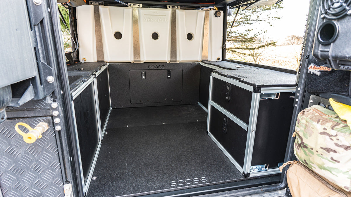 Alu-Cab Canopy Camper V2 - Toyota Tacoma 2005-2023 2nd & 3rd Gen. - Rear Double Drawer Module - 5' Bed
