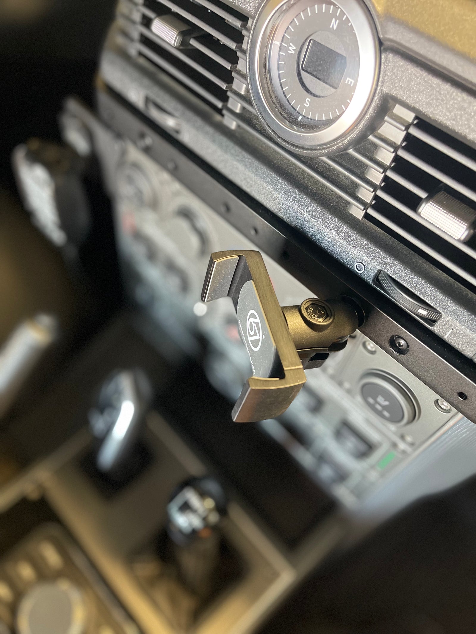 Grenadier Flush Dash Mount for Phone Holders with USB Passthrough