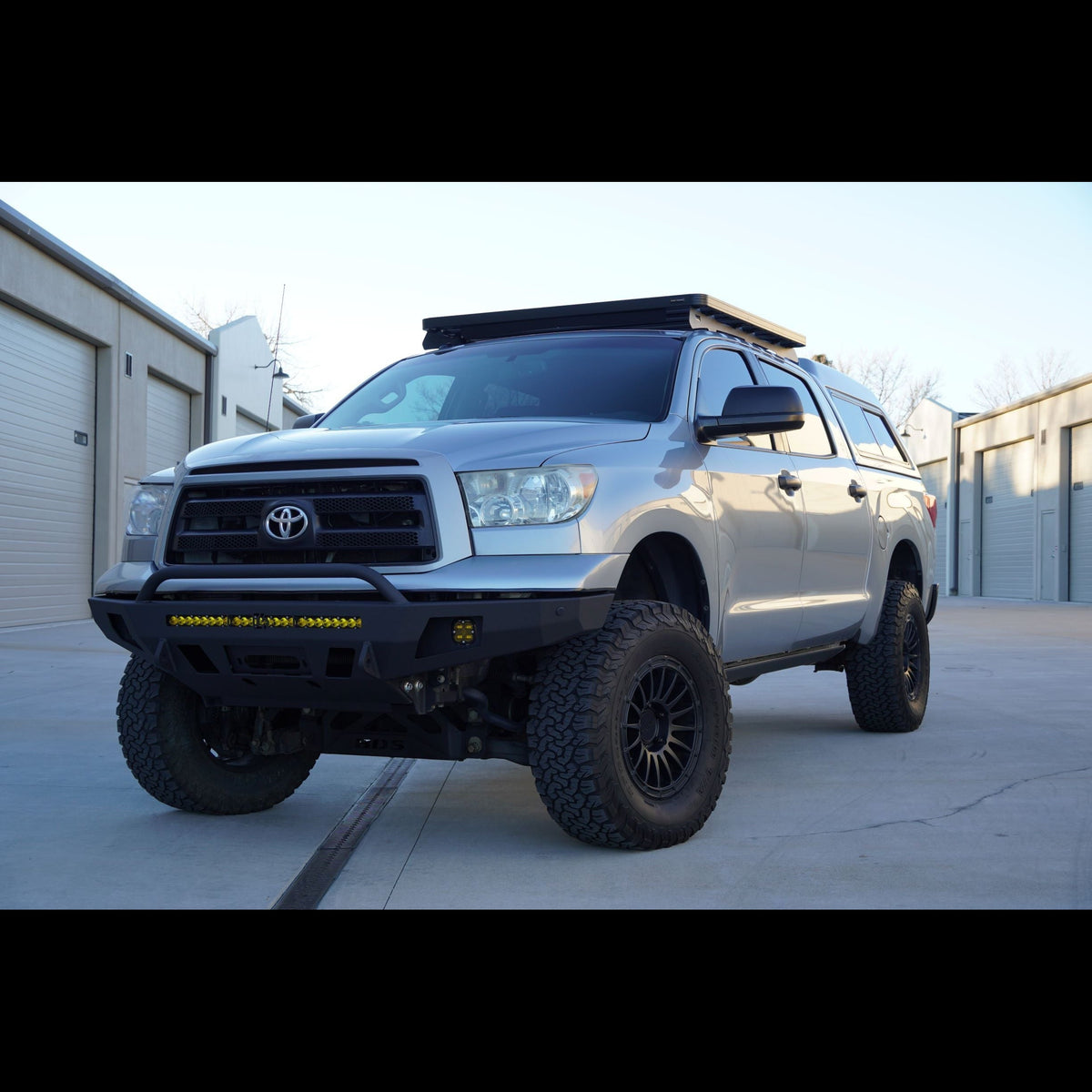Tundra Overland Series Front Bumper / 2nd Gen / 2007-2013