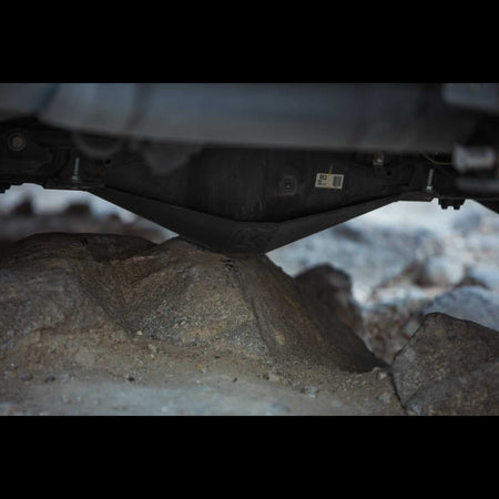 5th gen 4Runner Differential Skid plate hitting rock