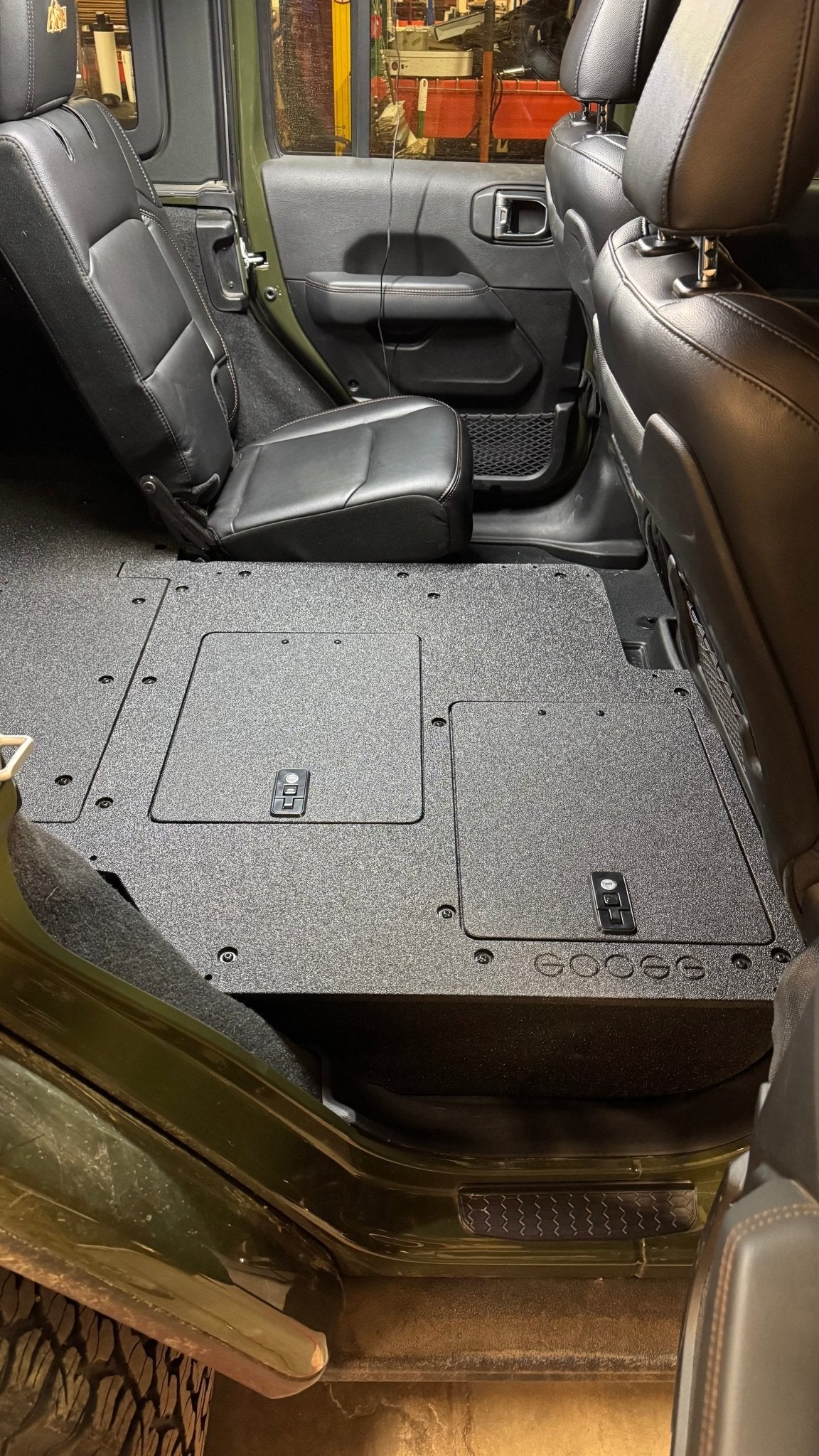 Jeep Wrangler 2018-2023 JLU 4 Door - Second Row Seat Delete Plate System - V2