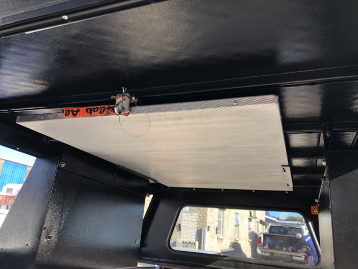 Alu-Cab Table Brackets